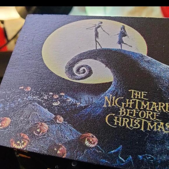 The-Nightmare-Before-Christmas-Music-Box-Wood-Engraved-Gifts Laser Hand Cranked - Picture 2 of 2